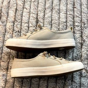Sperry boat shoes